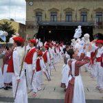 Desfile de Caldereros e Iñudes y Artzaiak en Irun