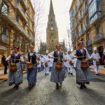 Destinos Euskadi Tamborrada Donostia San Sebastián desfile Buen Pastor